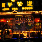 灯红酒绿打一生肖,繁华都市中的生肖故事