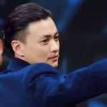 娱乐圈当面吃瓜的是谁,谁在暗中观察，热议不断？